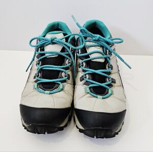 La Sportiva Genesis GTX Hiking Shoes Size 9 Womens Grey Outdoor